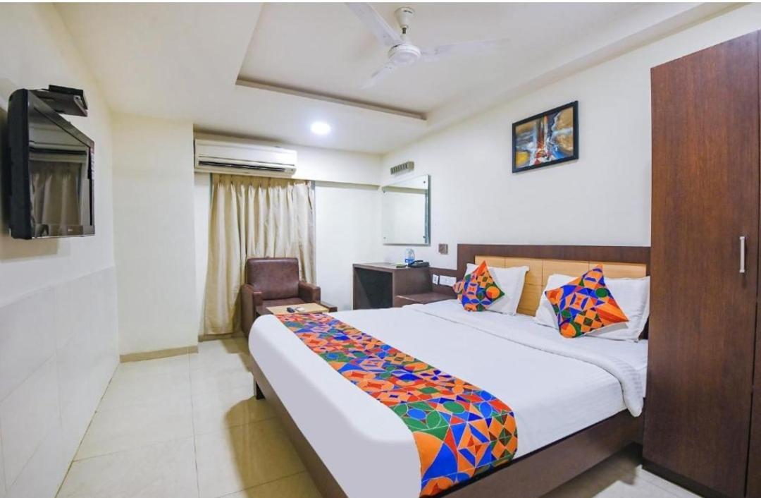 Hotel Leela Grand Inn Vijayawāda Exterior foto